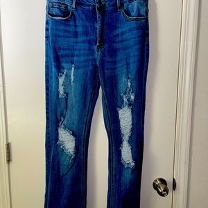 Flare jeans with holes size. 31 fashion nova